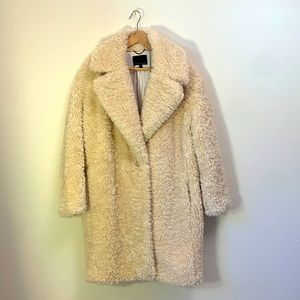 Banana Republic Oversized Sherpa Cocoon Coat Like New in Stores Now